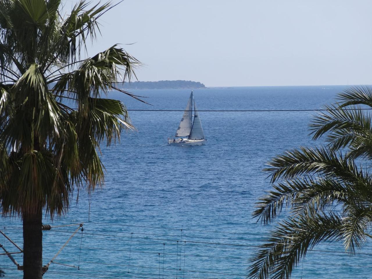 Cannes design vue mer Extérieur photo