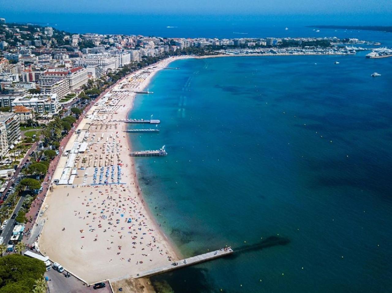 Cannes design vue mer Extérieur photo